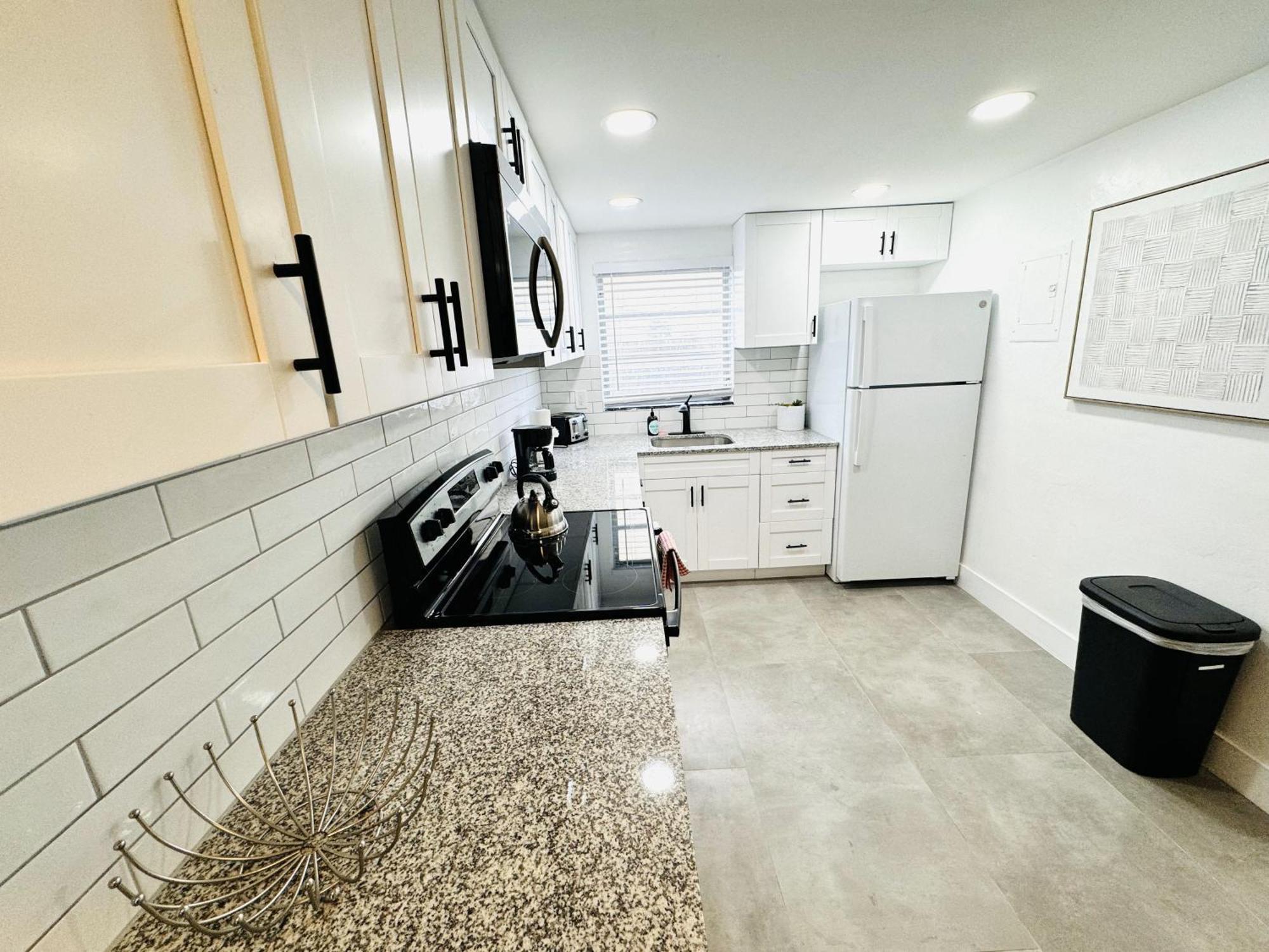 Holiday Park Apartments By Lowkl Fort Lauderdale Eksteriør bilde